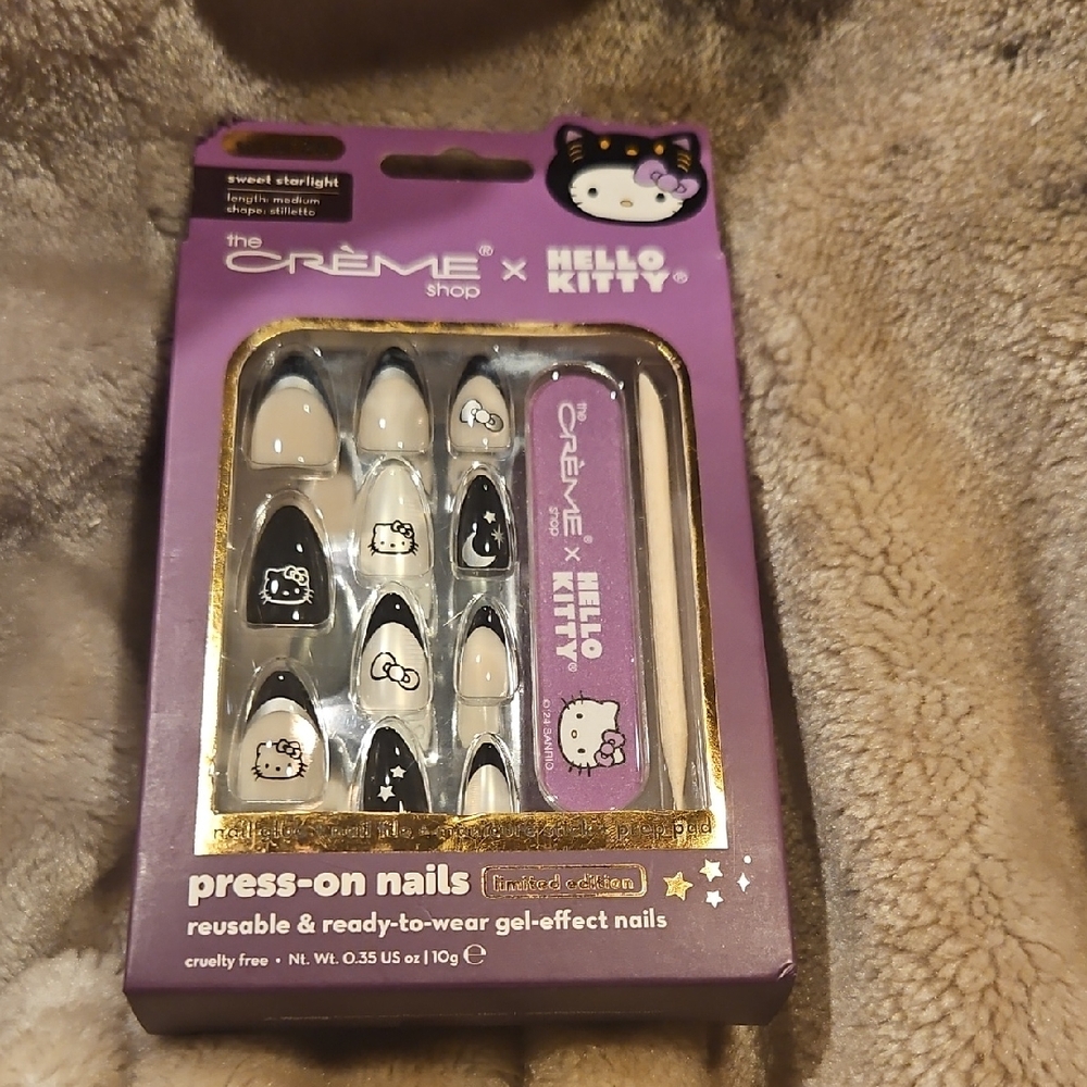 Hello Kitty x The Creme Shop Press-On Nails - Black and White